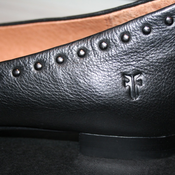FRYE SIENNA MICRO STUD BALLET 7.5 Woman's Shoe NEW - Picture 2 of 8